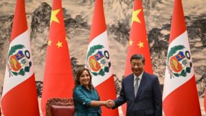 Featured image: Peruvian de facto President Dina Boluarte (left) and Chinese President Xi Jinping (right) in Beijing, China, June 28, 2024. Photo: Jade Gao/AFP.