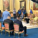 Meeting of Venezuelan President Nicolas Maduro with opposition leaders currently labeling themselves as independents and supporting President Maduro presidential campaign at Miraflores Palace in Caracas on July 16, 2024. Photo: Eligio Rojas/Ultimas Noticias.