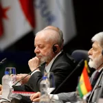 Brazilian President Luiz Inácio Lula da Silva and his top advisor Celso Amorim attend a Mercosur meeting in Asunción, Paraguay, July 8, 2024. Photo: Cesar Olmedo/Reuters/File photo.