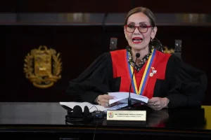 Venezuela's Supreme Court President Carislya Beatriz Rodríguez certifies the re-election of President Nicolas Maduro for a third six-year term on Thursday, August 22, 2024. Photo: Federico Parra/AFP.