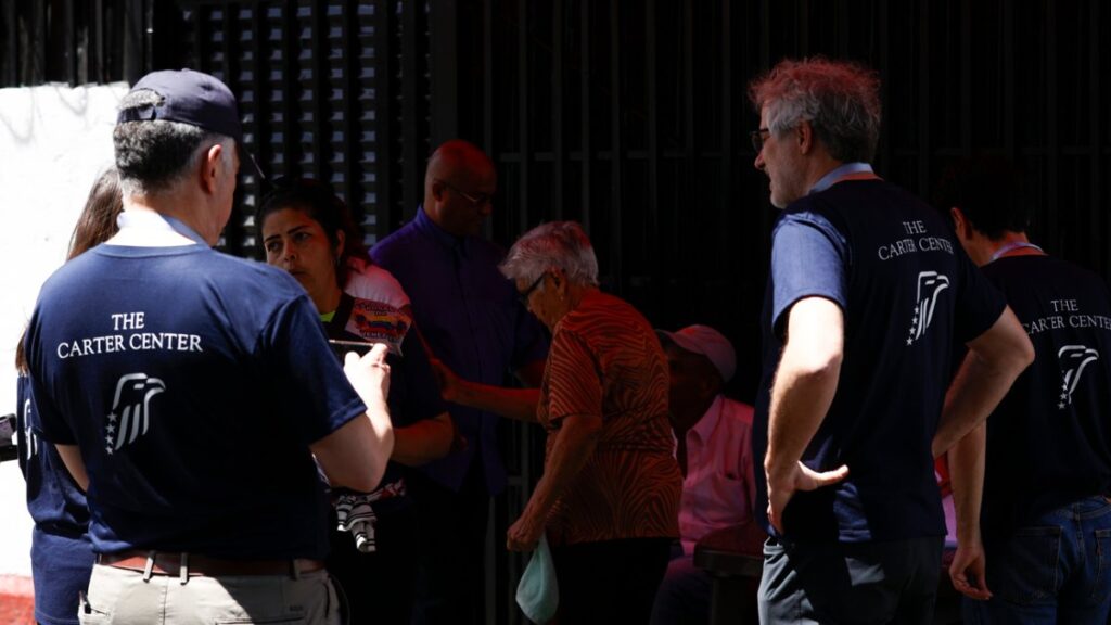 The Carter Center's electoral observers in Venezuela during the July 28 presidential election. Photo: Telemundo.