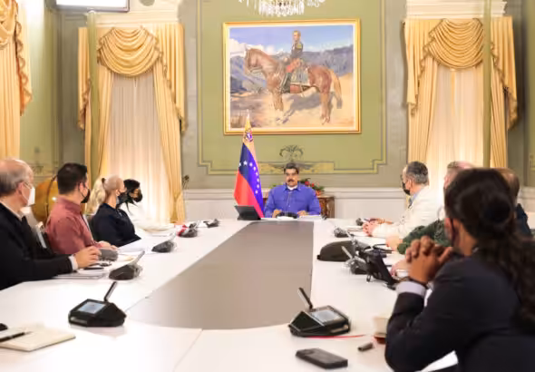 President Nicolás Maduro at a work meeting discussing the upcoming nationwide consultations for selecting priority communal projects. Photo: Presidential Press.