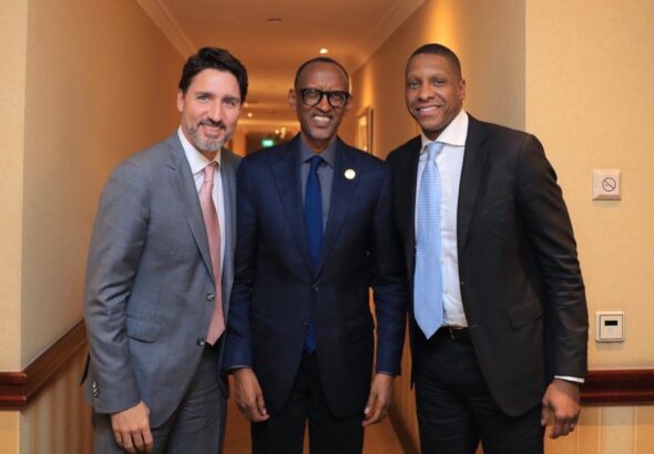 Prime Minister Justin Trudeau (Left), President Paul Kagame of Rwanda (Center) and president Masai Ujiri (Right) of the Toronto Raptors in the NBA. Photo: X/@EnglerYves.