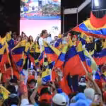 Venezuelan President Nicolas Maduro greeting demonstrating supporters of his presidential victory last Sunday, Miraflores Palace, Caracas on Saturday, Augutst 3, 2024. Photo: Alba Ciudad.