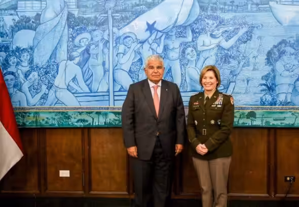 Panamanian President José Mulino (left) posing for a photo with US Southern Command head, General Laura Richardson. in Panama City on Tuesday, August 6, 2024, just days after Venezuelan presidential elections. Photo: X/@as_salazar.