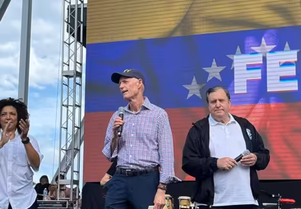 US Senator Rick Scott during a demonstration of far-right Maria Corina Machado supporters in Miami on Saturday, August 17, 2024. Photo: X/@DiarioTalCual.
