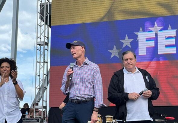 US Senator Rick Scott during a demonstration of far-right Maria Corina Machado supporters in Miami on Saturday, August 17, 2024. Photo: X/@DiarioTalCual.