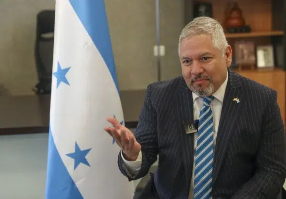 The foreign affairs minister of Honduras, Enrique Reina. Photo: EFE.