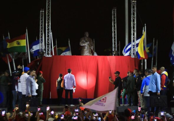 President Nicolás Maduro inaugurating the new statue of Commander Hugo Chávez in La Guaira, August 22, 2024. Photo: Diario Vea.