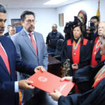 Venezuelan President Nicolás Maduro submits electoral result review petition before the Electoral Chamber of the Supreme Court of Justice. Photo: Presidential Press.