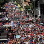 Tens of thousands of supporters of the Bolivarian Revolution marched in the March for Peace on August 3. Photo: Francisco Trias.
