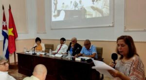 Rosa Miriam Elizalde speaking at the Conference at the Vietnam-Cuba Seminar – Socialist Press in Transformation. Photo: Resumen Latinoamericano - English/File photo.