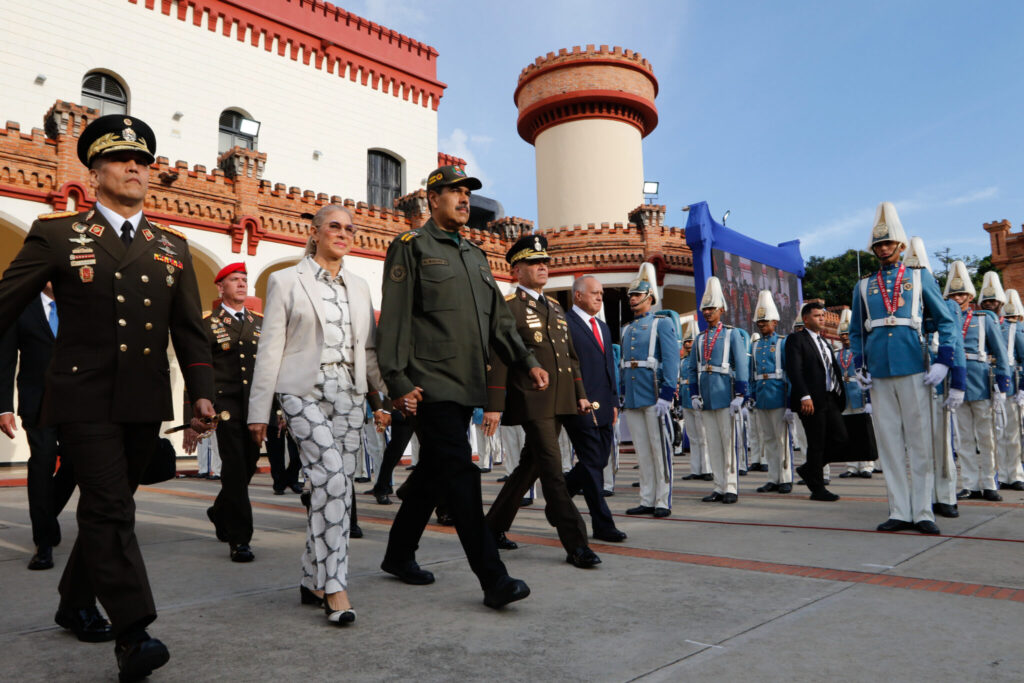Venezuelan President Nicolás Maduro walking with his wife Deputy Cilia Flores (left) and Interior Minister Diosdado Cabello (far right) at the 4F Barracks, during the change of command of the Venezuelan Army (FANB) in Caracas, on Tuesday, October 15, 2024. Photo: Presidential Press.