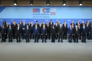 Heads of state and representatives of BRICS members and partner countries pose for a group photo at the BRICS Summit in Kazan, Russia, October 24, 2024. Photo: SCMP.