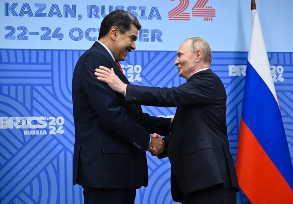 Venezuelan President Nicolás Maduro (left) and Russian President Vladimir Putin (right) meet at the 16th BRICS Summit in Kazan, Russia, October 23, 2024. Photo: alexander Nemenov/AFP.
