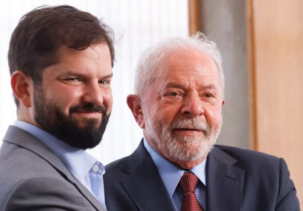 Brazilian President Lula da Silva (right) and his Chilean counterpart, Gabriel Boric, in Brasília, Brazil, 2023. Photo: Eraldo Peres/AP.