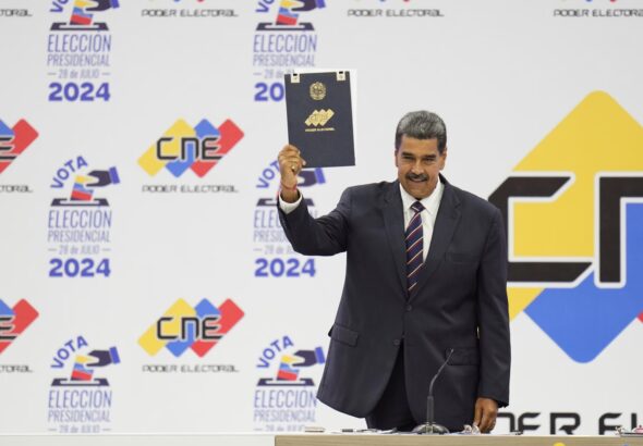 President Maduro speaks to an audience. Photo: Archive.