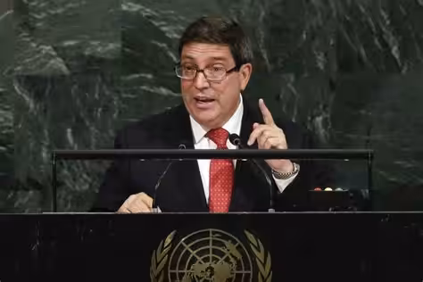 Foreign Minister Bruno Rodríguez Parrilla of Cuba addresses the United Nations General Assembly, at UN headquarters, 2017. Photo: Richard Drew/AP.