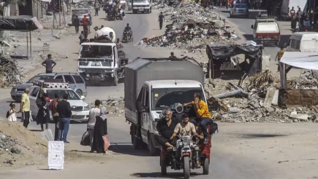 Palestinians flee the eastern part of Khan Younis as they make their way after they were ordered by Zionist Occupation to evacuate their neighborhoods in Khan Younis in the southern Gaza Strip July 22, 2024. Photo credit: Mahmoud Issa/IMAGO/Reuters.
