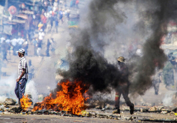 A barricade burns Tuesday, November 5, 2024 in Mozambique's capital, Maputo. Photo: Carlos Uqueio/AP Photo.
