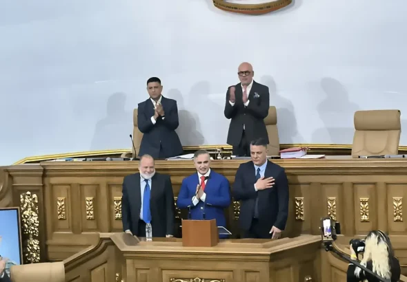 The newly designated Citizen Power officials of Venezuela: (left to right) Ombudsman Alfredo Ruiz Angulo, Attorney General Tarek William Saab, and Comptroller General Gustavo Vizcaíno pose for a photo after their appointment by the National Assembly. Photo: Últimas Noticias.