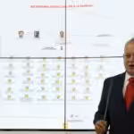 Venezuelan Minister for the Interior Diosdado Cabello explains the connections among various individuals associated with the "No to Christmas" coup plot. Photo: VTV.