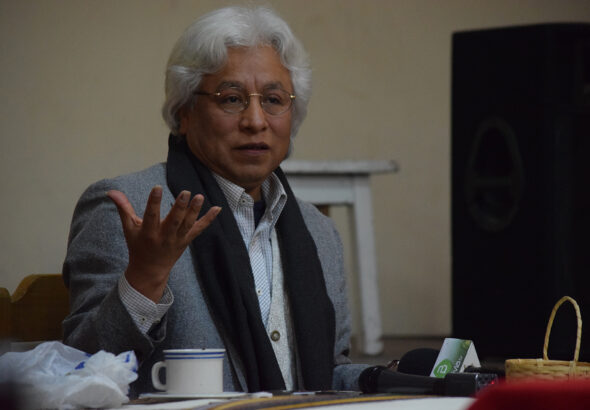 Bolivian analyst Rafael Bautista during a 2019 conference in La Paz, Bolivia. Photo: Prensa Latina/File photo.