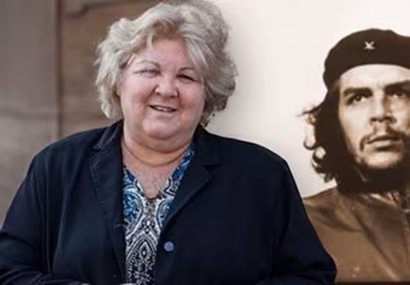 Photo composition showing Aleida GUevara next to an iconic photo of her father Ernesto Che Guevara. File photo.