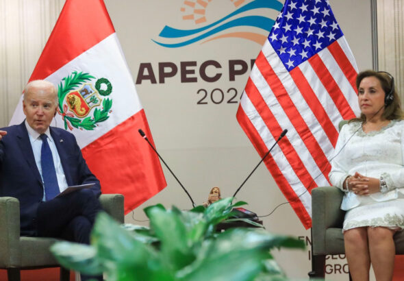 US President Joe Biden and Peruvian President Dina Boluarte meet at the APEC summit. Photo: Square profile picture Presidencia del Perú.
