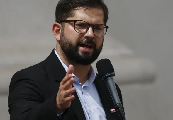 cnne-1734219-gabriel-boric-chile-no-reconoce-el-triunfo-autoproclamado-de-maduro