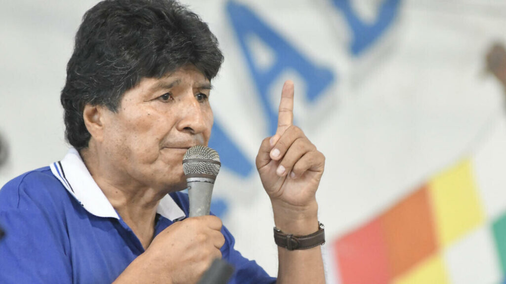 Former president of Bolivia, Evo Morales, speaks at a meeting of social movements. Photo: EFE.