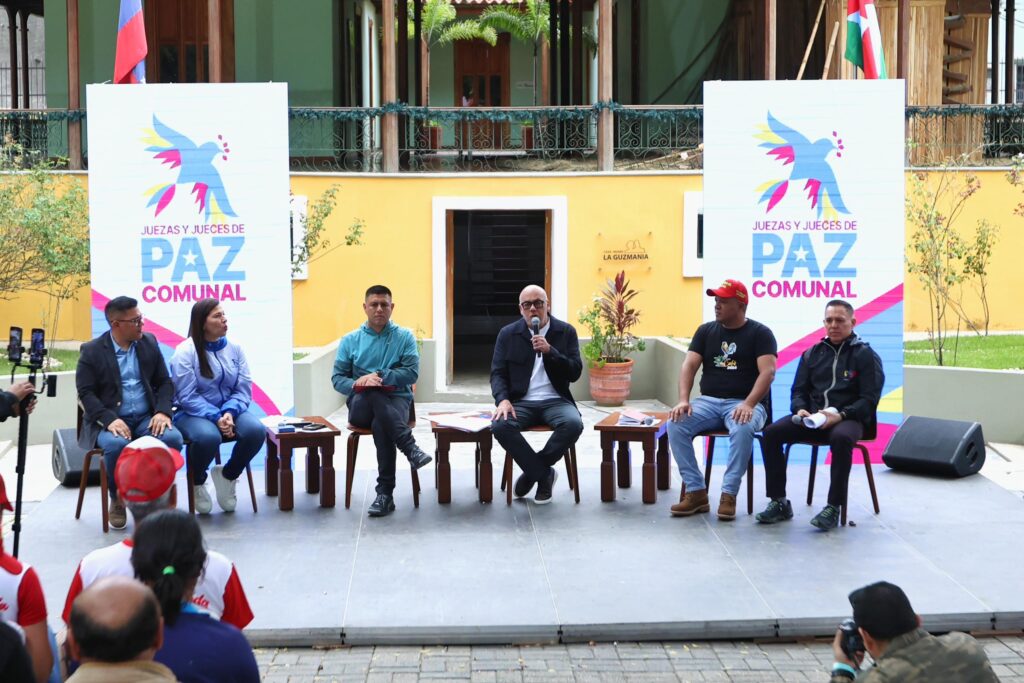 Venezuelan National Assembly President Jorge Rodríguez announces the start of the campaign for the election of the communal justices of peace, December 4, 2024. Photo: National Assembly Press.