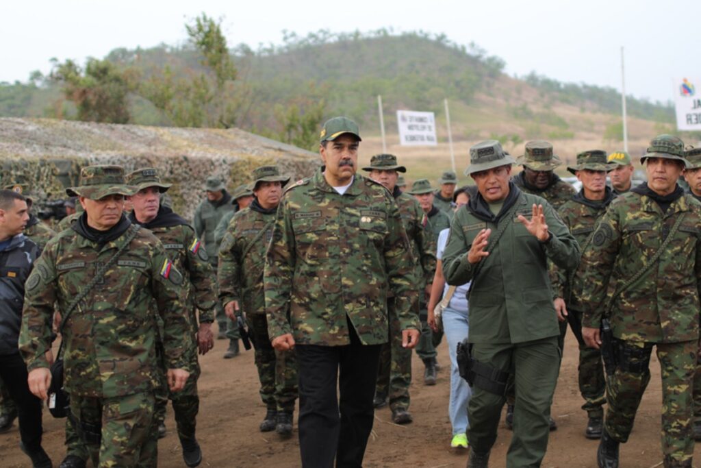 Venezuelan President Nicolás Maduro supervises the preparations for the Bolivarian Shield 2025 military drill that will begin on January 22, 2025. Photo: Presidential Press.