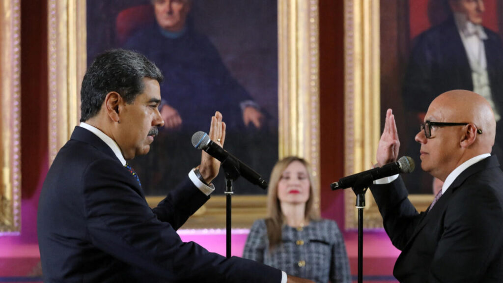 Venezuelan President Nicolás Maduro swears in as constitutional president of Venezuela for the 2025-2031 term after winning the July 28 presidential election at the National Assembly headquarters, Caracas, January 10, 2025. Photo: Presidential Press.