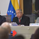 Venezuelan National Electoral Council President Elvis Amoroso announcing the date of the upcoming parliamentary and governor elections in Venezuela for April 27, 2025. Photo: Question Digital.