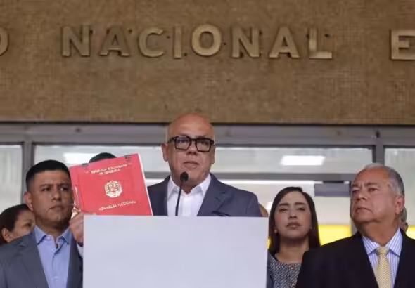 Venezuelan National Assembly President Jorge Rodríguez speaks to the press after meeting with electoral authorities, January 17, 2025. Photo: AVN.