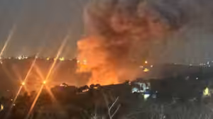 A smoke plume erupts after Israeli airstrikes on Lebanon on January 12, 2025. Photo: social media.