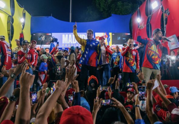Nicolás Maduro greets thousands of supporters outside of MIraflores Palace on July 28. Photo: Zoe Alexandra.