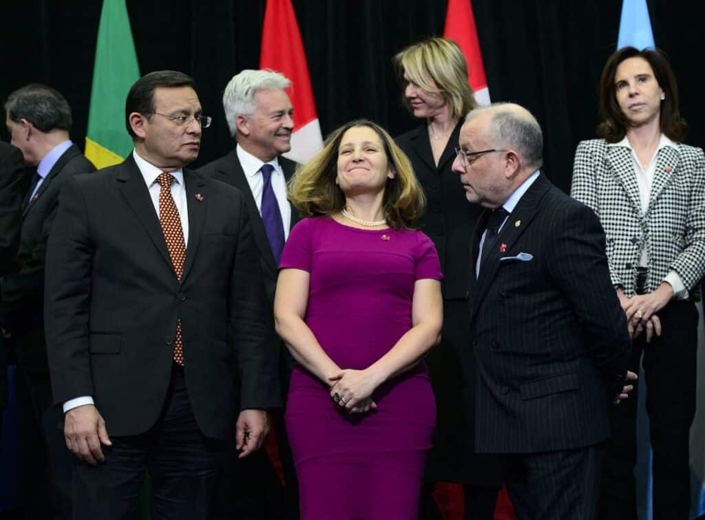 Canadian Minister of Foreign Affairs Chrystia Freeland (middle) stands with her Peruvian counterpart Nestor Francisco Popolizio Bardales (front left) Argentina’s Jorge Marcelo Faurie (front right), British Minister Responsible for the Americas and Europe Alan Duncan (middle back left) and United States Ambassador to Canada Kelly Craft (middle back right) during the 10th ministerial meeting of the Lima Group in Ottawa on Monday, Feb. 4, 2019. Photo: Sean Kilpatrick/Canadian Press/file photo.