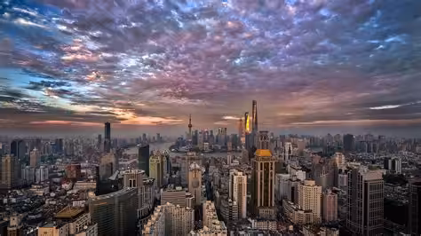 Shangai's skyline at sunset. Photo: u/arbili/Reddit.
