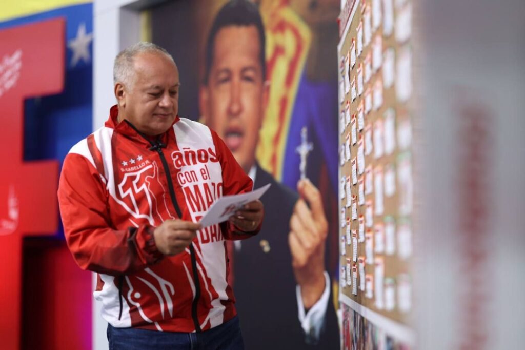 Venezuelan Interior Minister Diosdado Cabello on his TV program Con El Mazo Dando. Photo: Con el Mazo Dando.