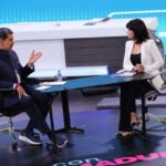 Venezuelan President Nicolas Maduro talking with a journalist during his program Con Maduro+ on Monday, February 17, 2025. Photo: Presidential Press.