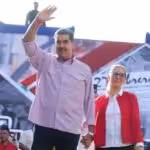 Venezuelan President Nicolás Maduro and his wife, Deputy Cilia Flores, before addressing Chavista supporters commemorating the 36th anniversary of the "Caracazo" uprising, in Caracas, February 27, 2025. Photo: Presidential Press.