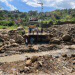 Building roads and running water pipes into rural communities will be a priority. Photo: Resumen Latinoamericano – English.