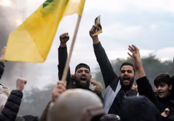 Hezbollah supporters block a road to the international airport during a protest in Beirut, Lebanon, Feb. 7, 2025. Photo: Bilal Hussein/AP.