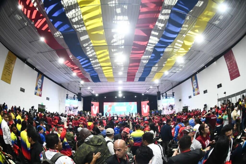 Panoramic view of one of the plenary sessions of the PSUV Extraordinary Congress held in Caracas from February 4 to 6, 2025. Photo: IG/@partidopsuv.