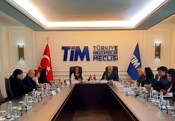 Venezuelan Foreign Trade Minister Coromoto Godoy, accompanied by the president of the Export Promotion and Country Brand Agency, Daniella Cabello, held a meeting at the facilities of the Turkish Exporters Assembly (TIM). Photo: IG/@mincoexve.