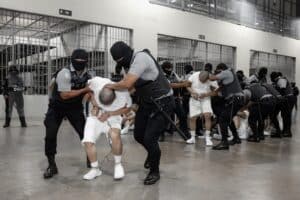 Venezuelan migrants deported from the US being treated as terrorists in a maximum-security prison in El Salvador. Photo: Voz Pública.