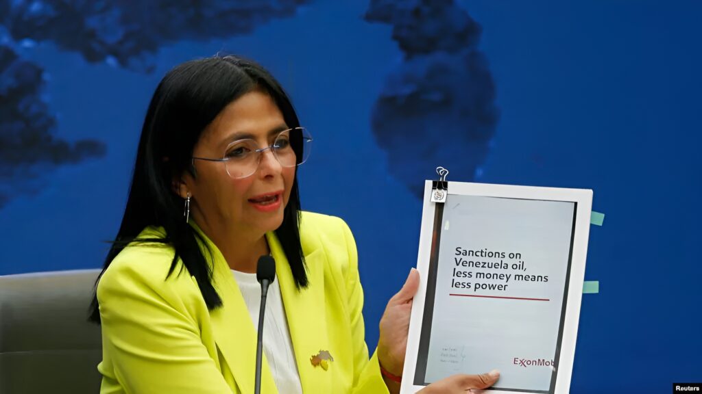Venezuela's Vice President and Oil Minister Delcy Rodríguez holds a document as she addresses the media in Caracas, Venezuela, March 10, 2025. Photo: Reuters.