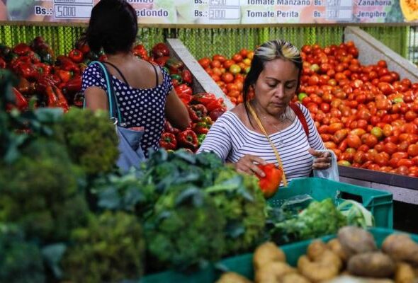 Uncertainty takes flight again after the decision of the Trump administration. Photo: Archive/Agencies.